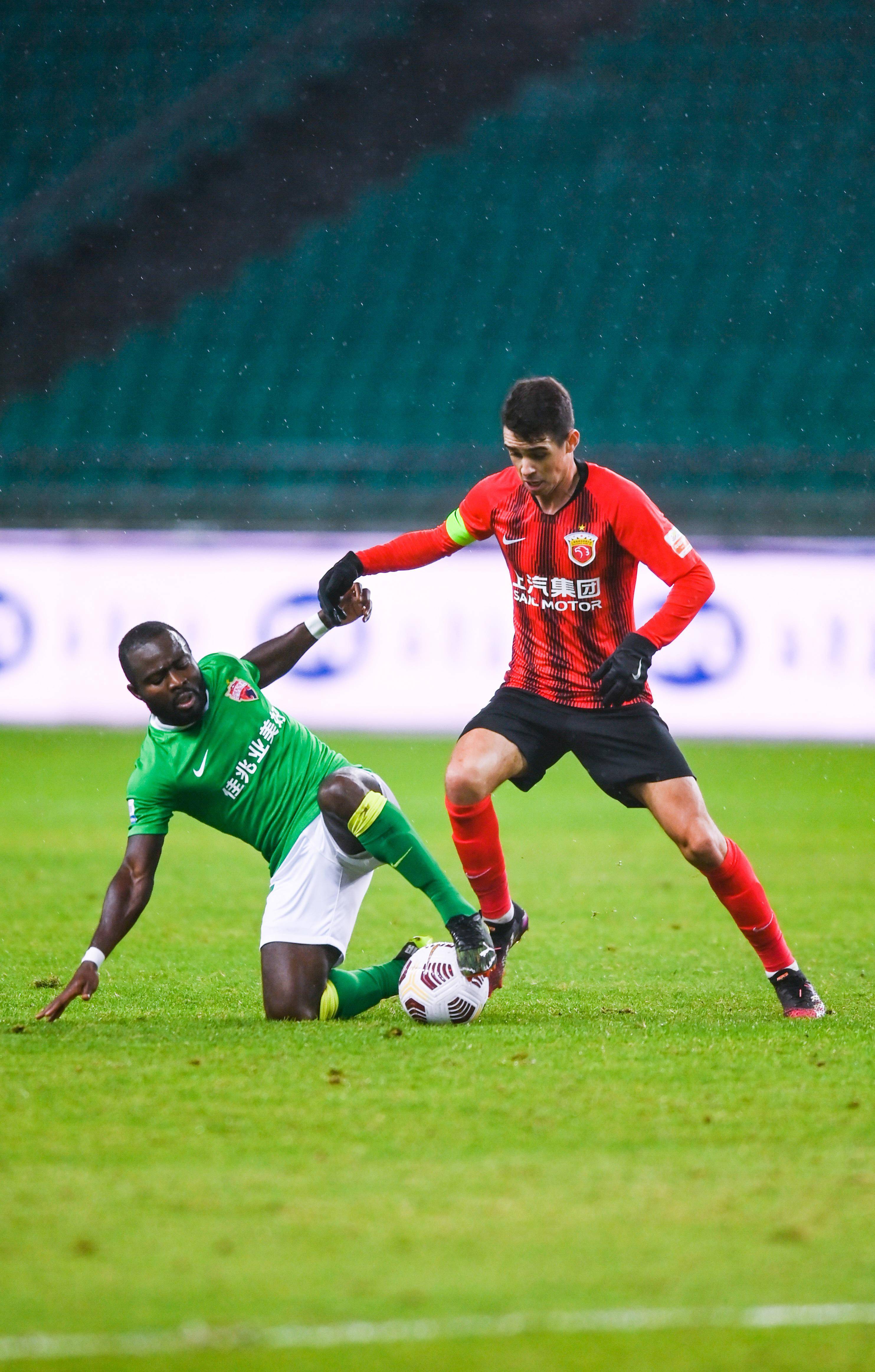 两个赛季中 两个赛季中