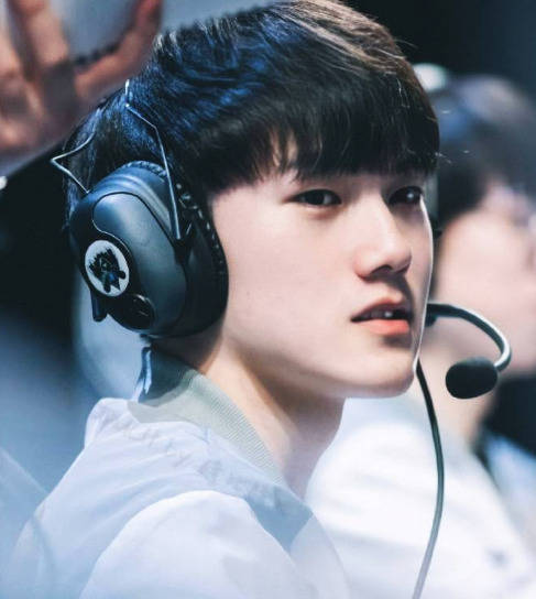 胜轮首战 胜轮首战